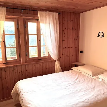 Un Pas Comme Les Autres!