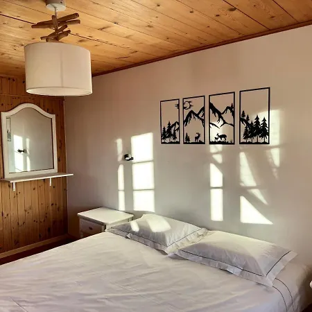 Un Pas Comme Les Autres! *