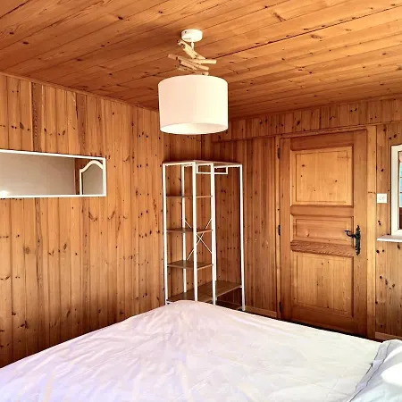 Un Pas Comme Les Autres!